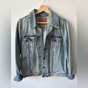 Levi Blue Denim Jean Jacket - Size Small